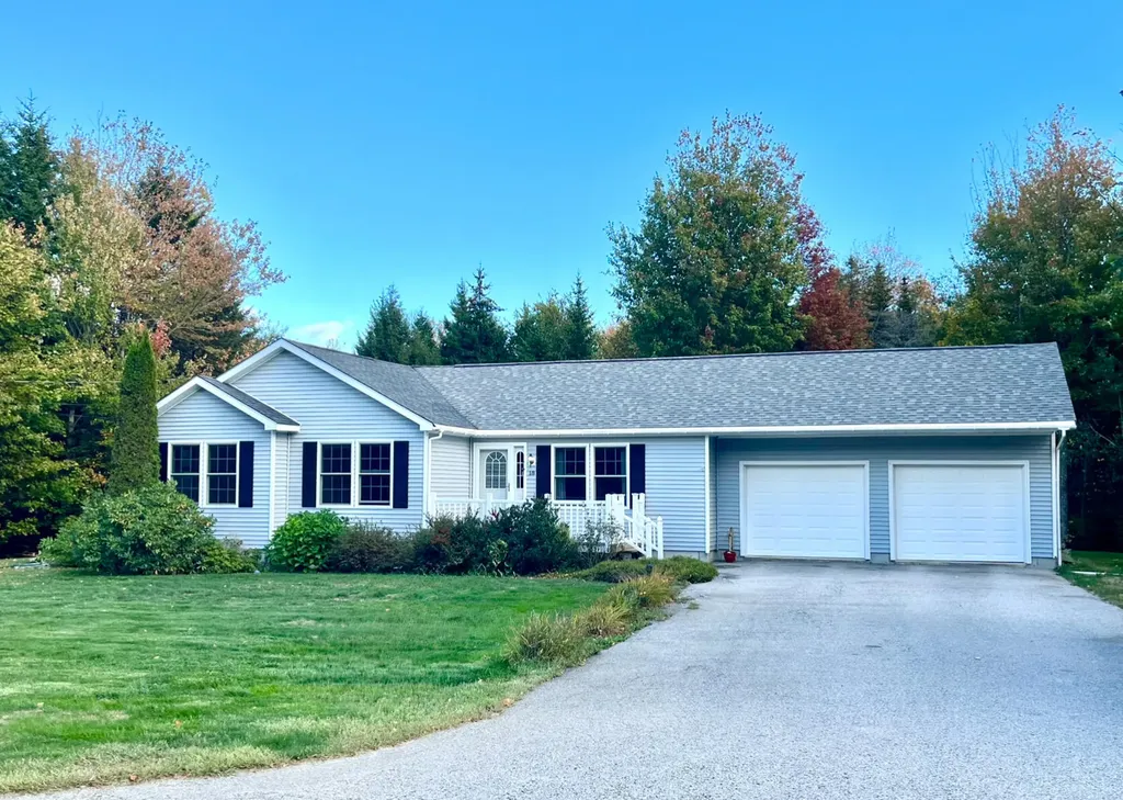 18 Tamarac Road Ellsworth ME 04605