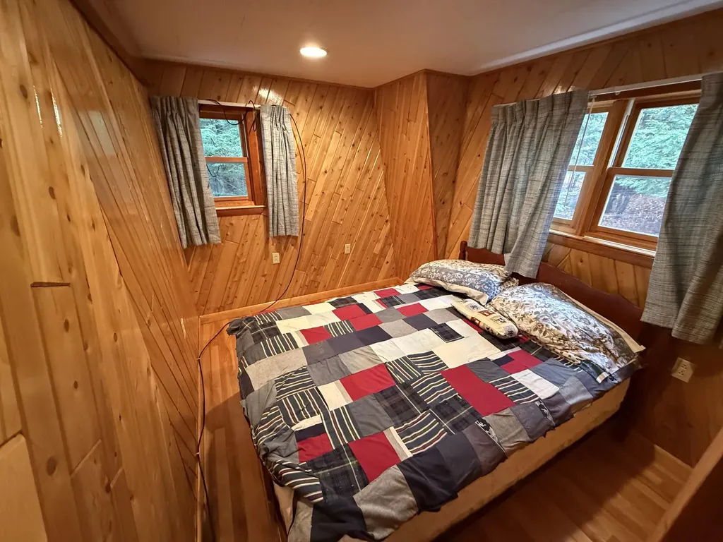55 Mcnelly Road Island Falls ME 04747