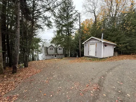 55 Mcnelly Road Island Falls ME 04747