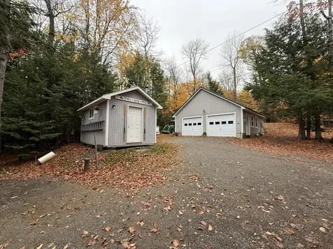 55 Mcnelly Road Island Falls ME 04747