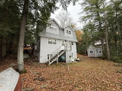 55 Mcnelly Road Island Falls ME 04747