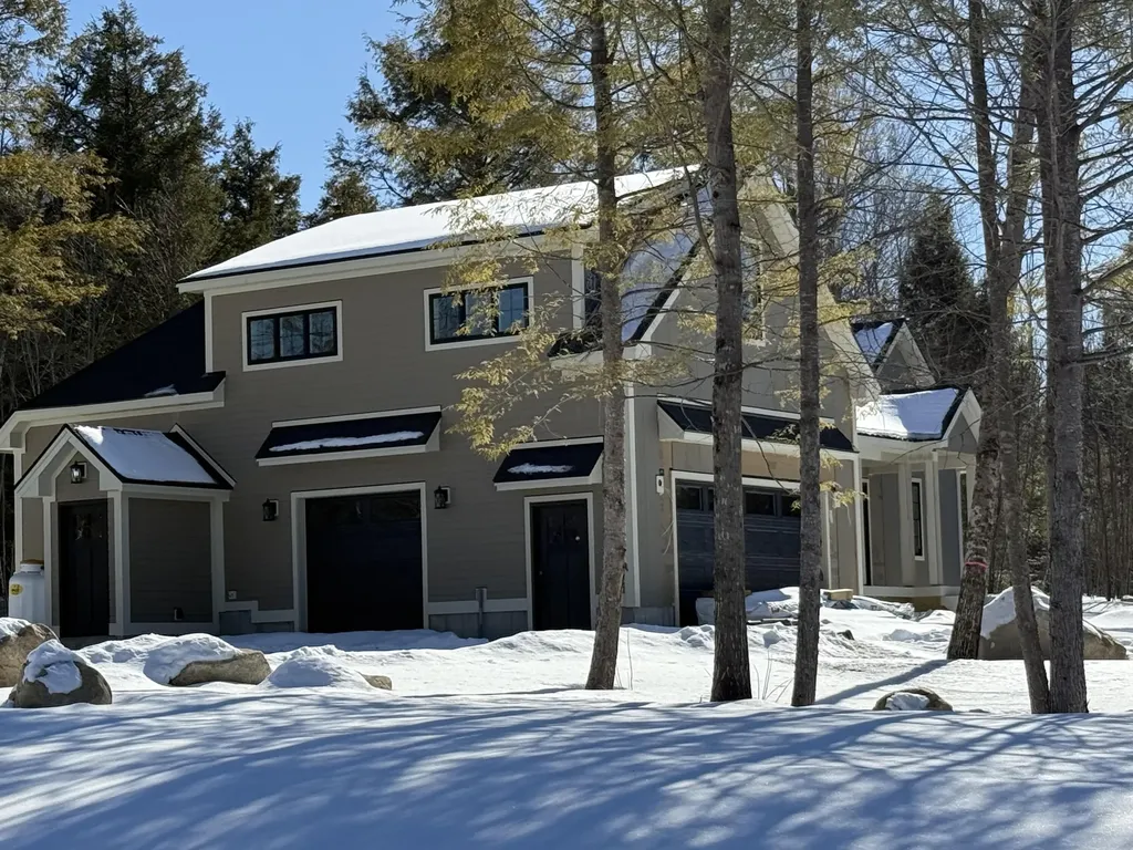 85 Branch View Terrace N Alfred ME 04002