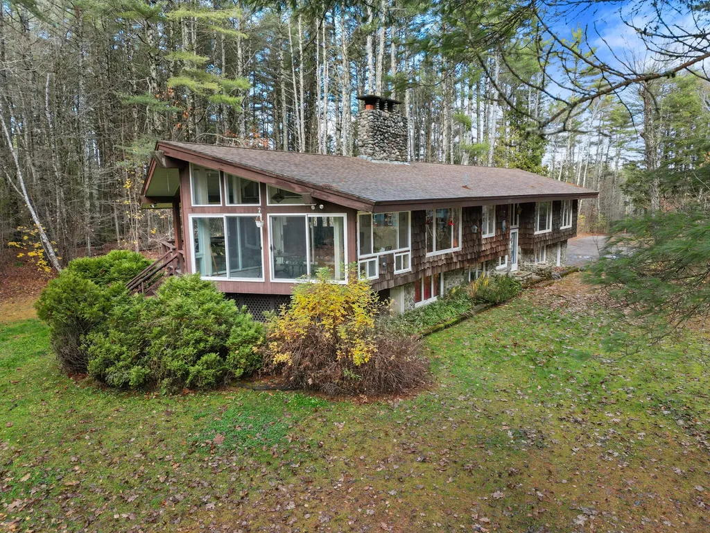 275 Kennebec Road Hampden ME 04444