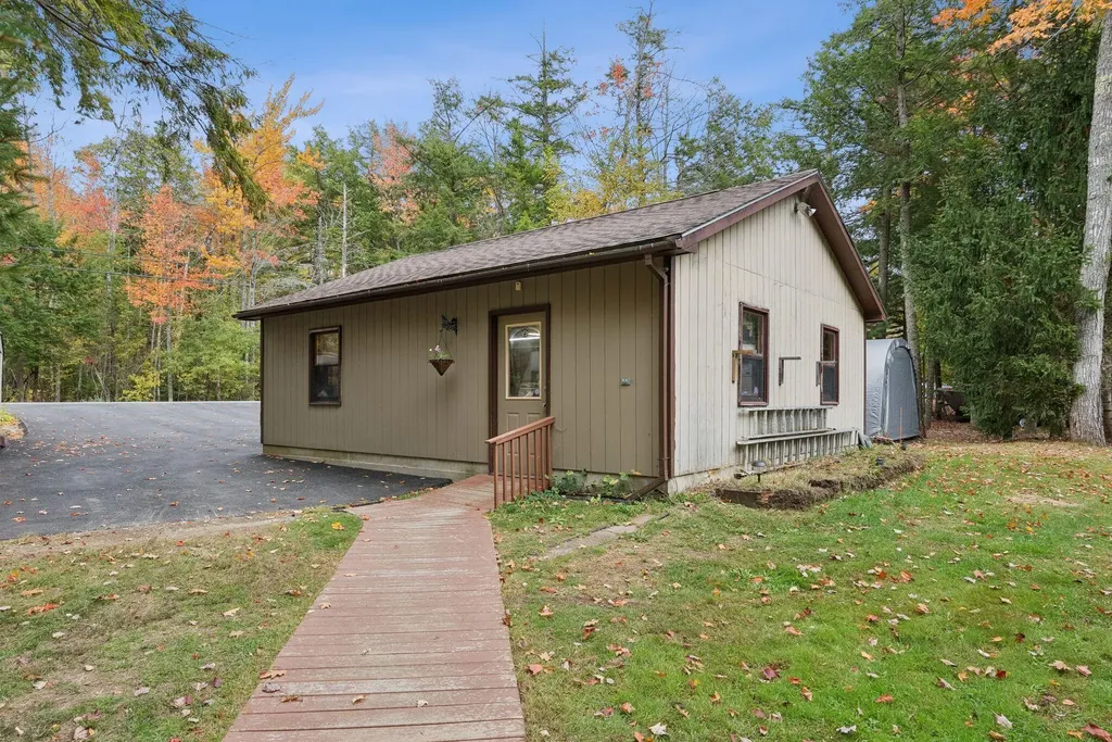 587 Woodland Avenue Old Town ME 04468