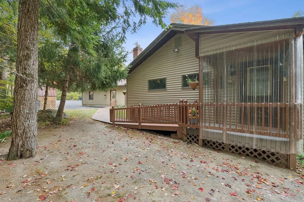 587 Woodland Avenue Old Town ME 04468