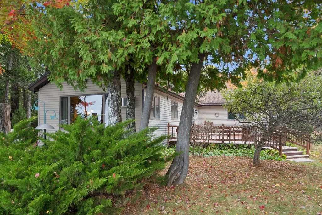 587 Woodland Avenue Old Town ME 04468