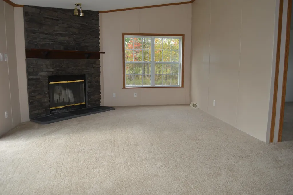 21 Stonewall Drive Livermore ME 04253
