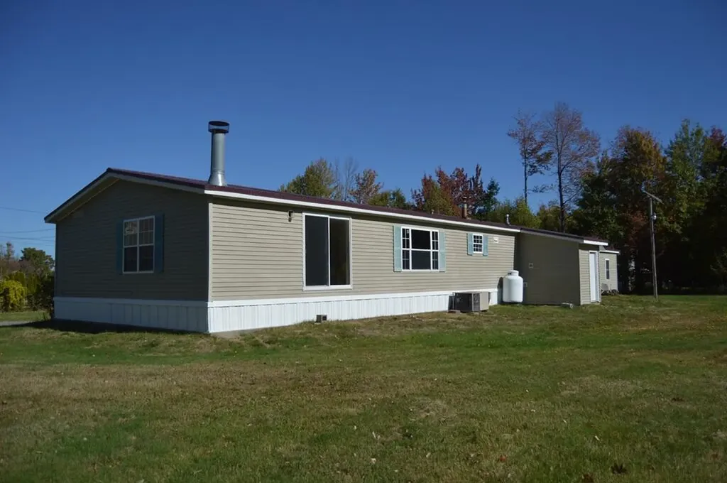 21 Stonewall Drive Livermore ME 04253