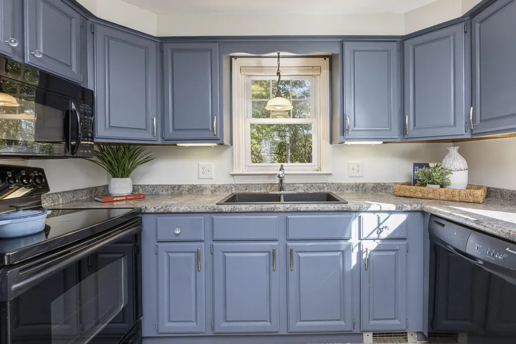 33 Mayland Street Portland ME 04103