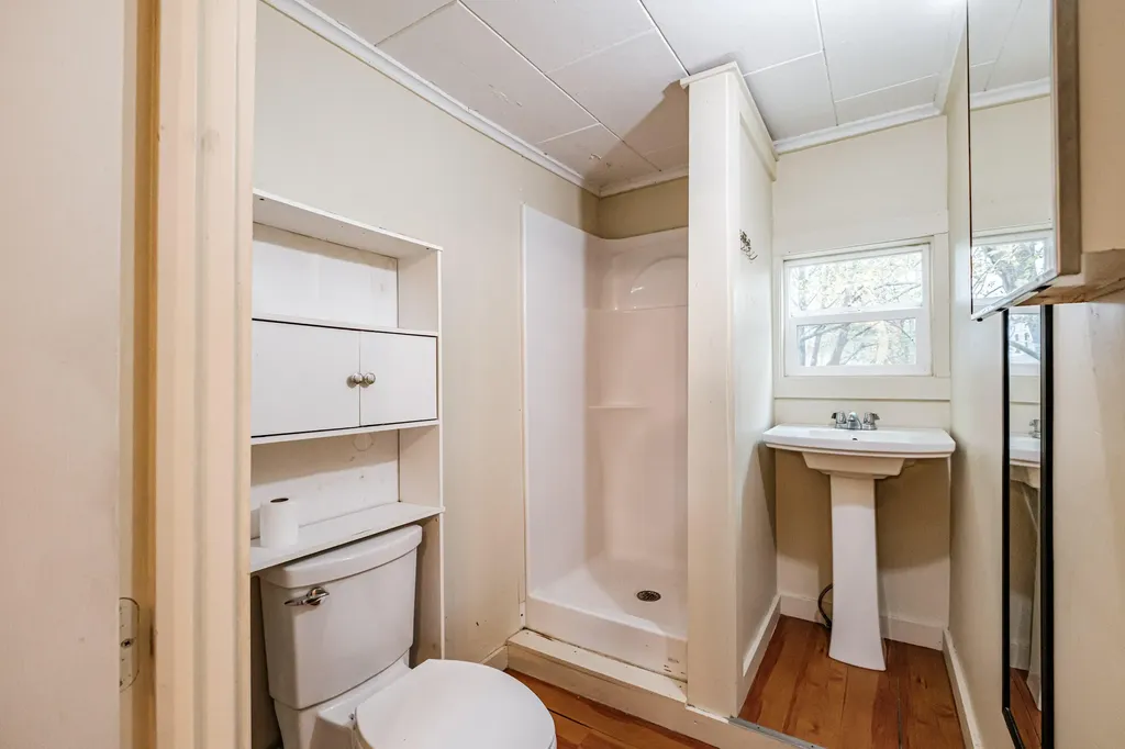 29 Pine Street Bath ME 04530