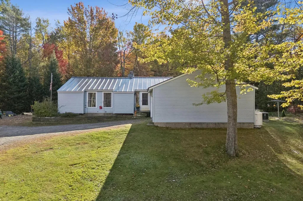 71 Smithfield Road Belgrade ME 04917