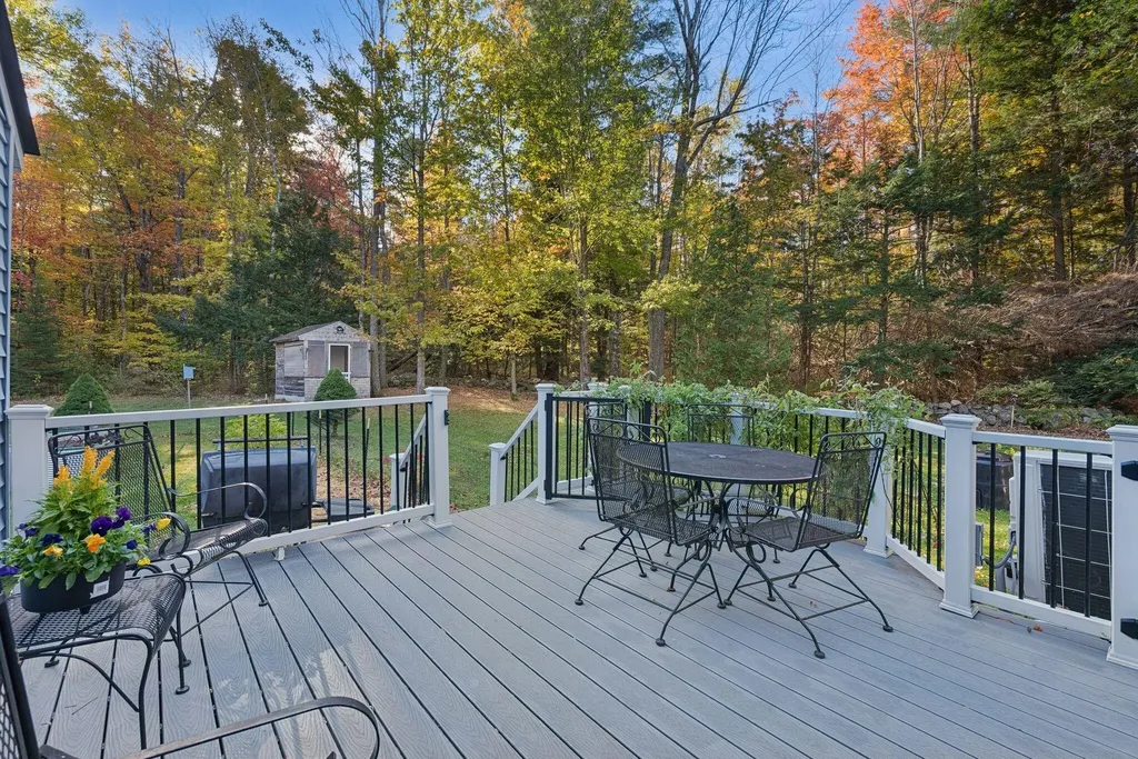 71 Smithfield Road Belgrade ME 04917
