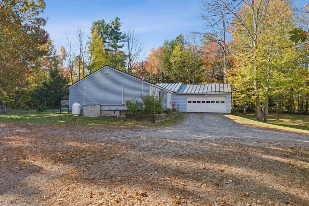 71 Smithfield Road Belgrade ME 04917