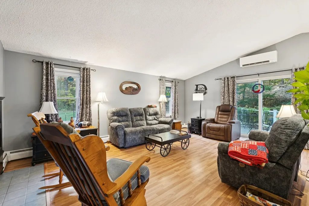 71 Smithfield Road Belgrade ME 04917