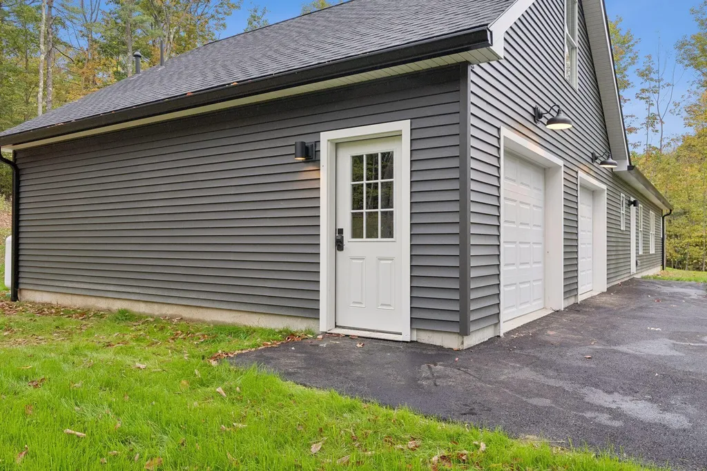 5 Heidi Boulevard Sidney ME 04330