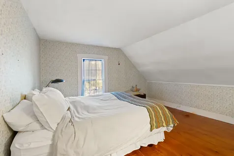 317 Friendship Road Waldoboro ME 04572