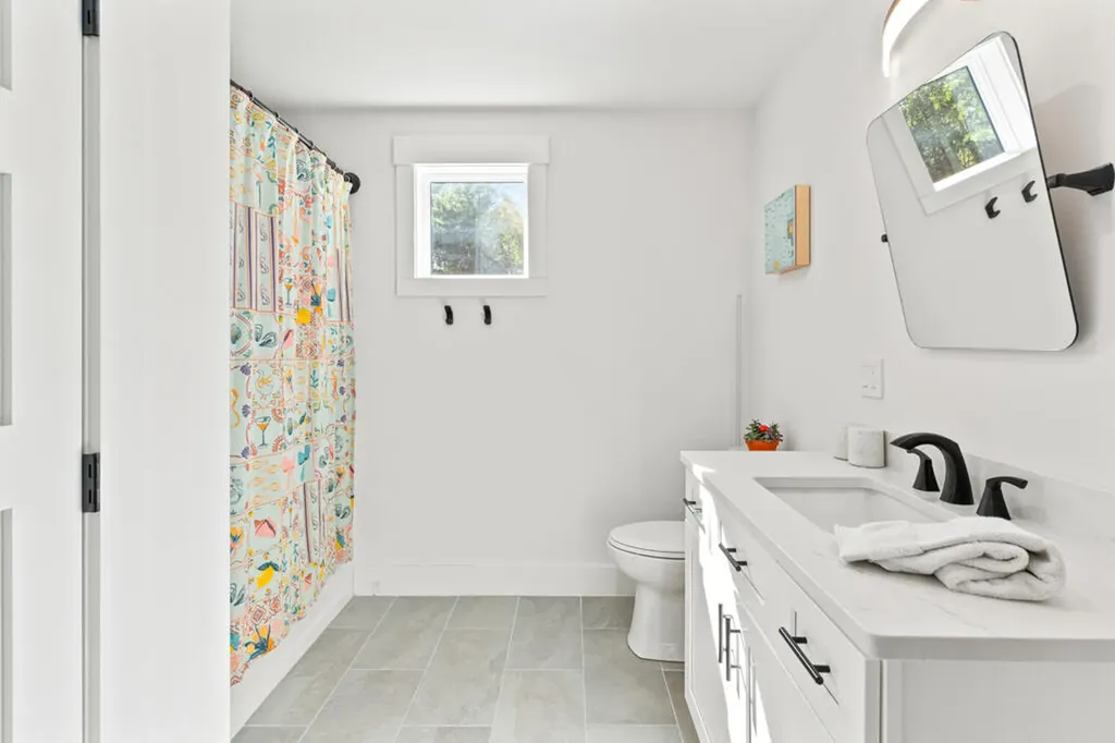 144 Moody Road Brunswick ME 04011