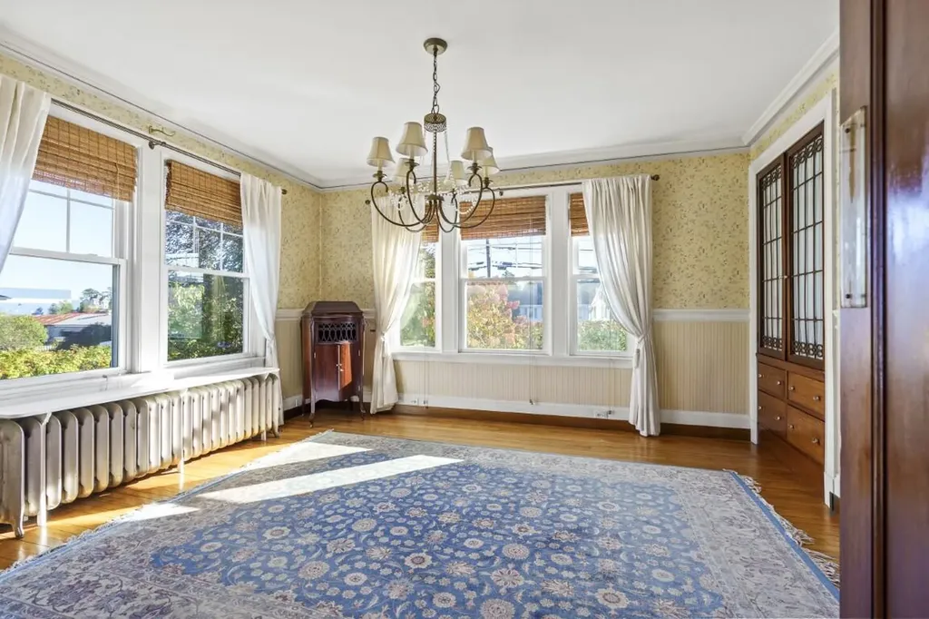 210 Ocean Point Road Boothbay ME 04544