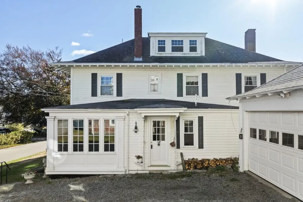 210 Ocean Point Road Boothbay ME 04544