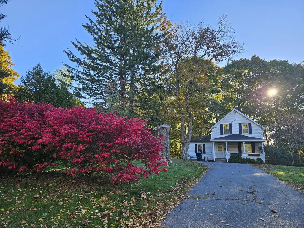 292 Main Street Orono ME 04473