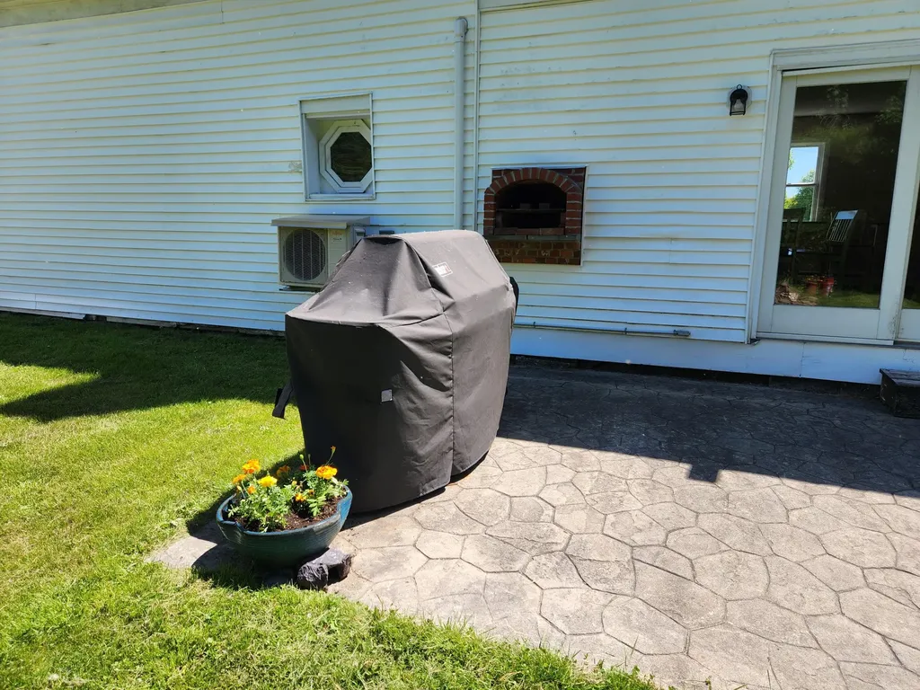 338 Western Avenue Hampden ME 04444