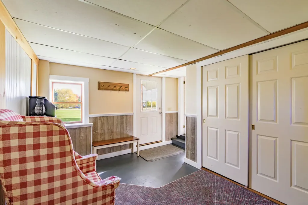 338 Western Avenue Hampden ME 04444