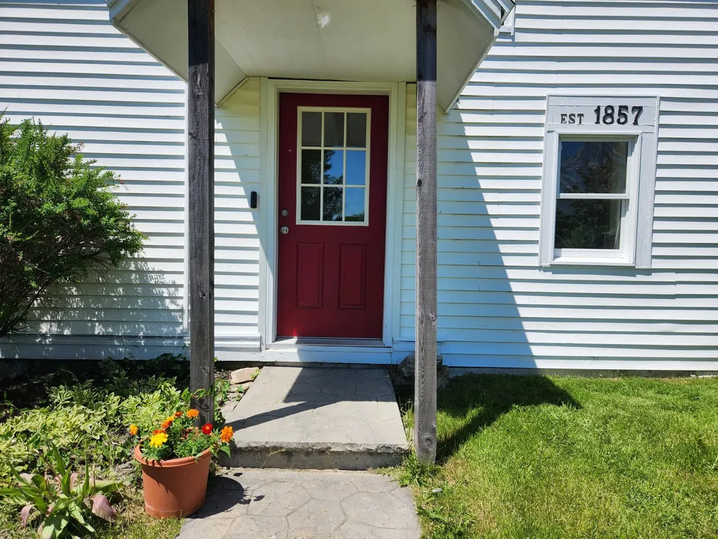 338 Western Avenue Hampden ME 04444
