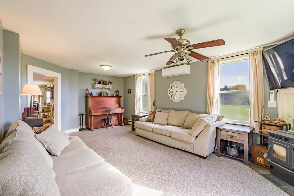 338 Western Avenue Hampden ME 04444