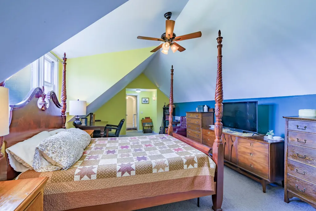 338 Western Avenue Hampden ME 04444