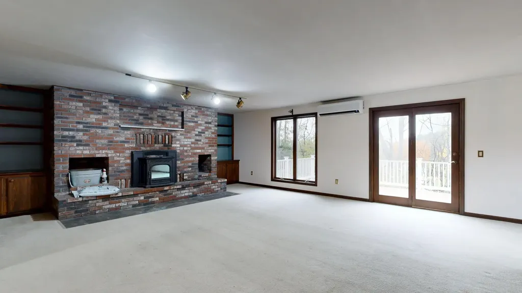 46 Pleasant Hill Road Augusta ME 04330