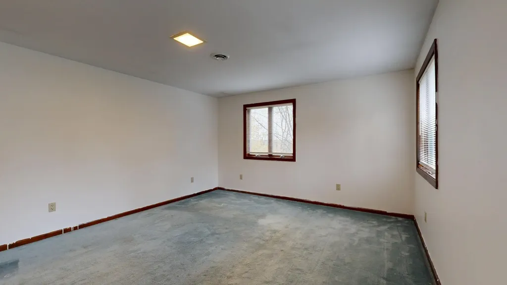 46 Pleasant Hill Road Augusta ME 04330