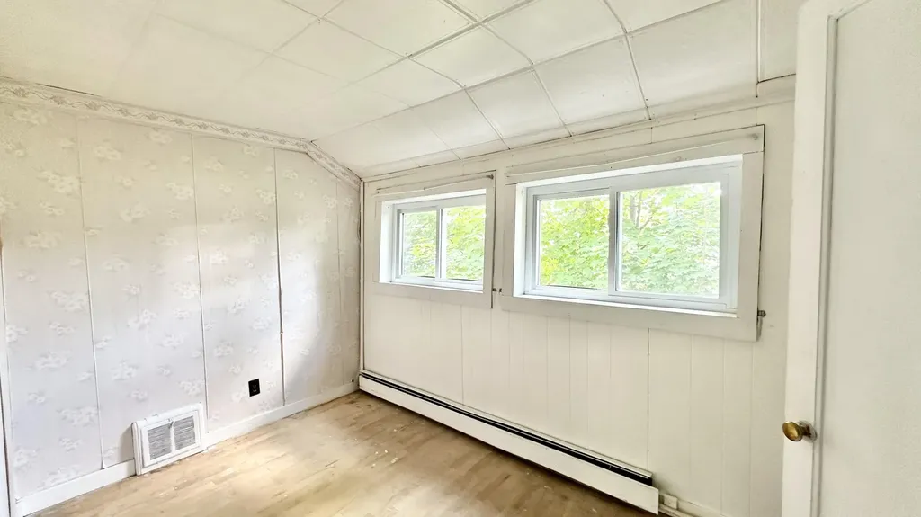 120 Knox Street Millinocket ME 04462