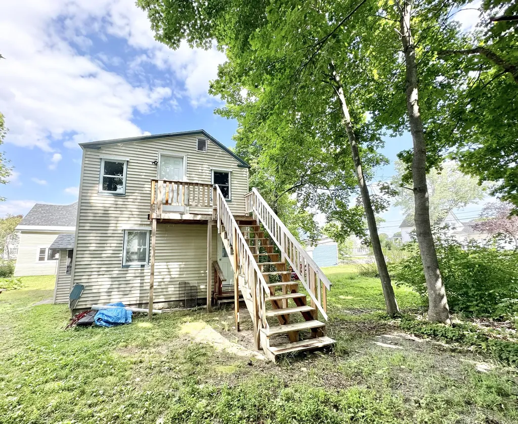 120 Knox Street Millinocket ME 04462