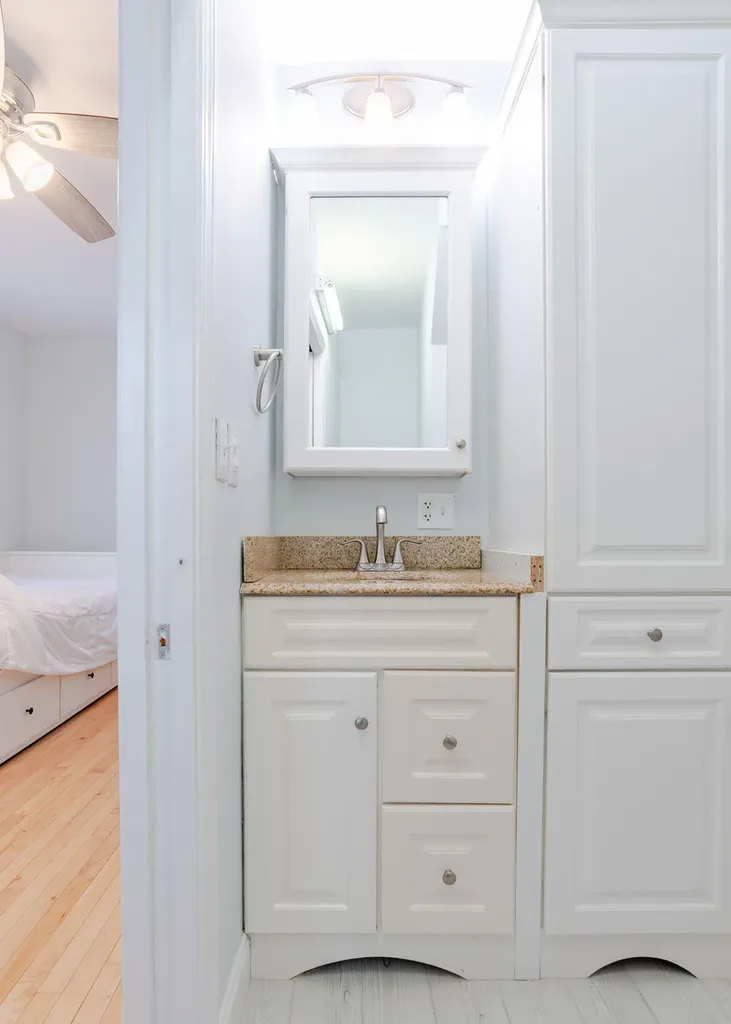 1035 Broadway South Portland ME 04106