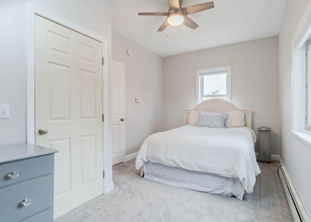 1035 Broadway South Portland ME 04106