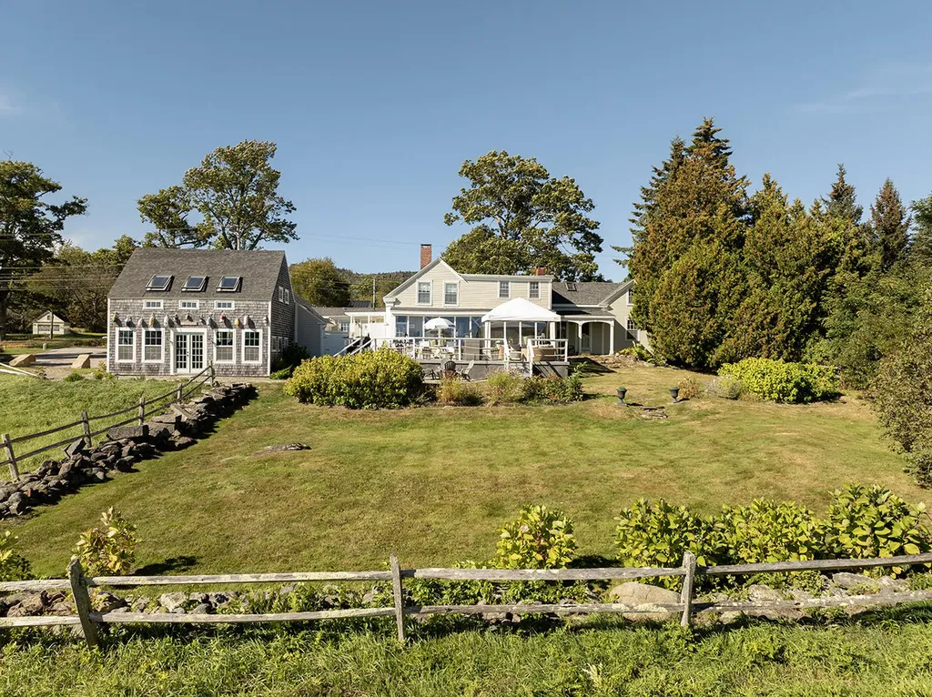 2813 Atlantic Highway Lincolnville ME 04849