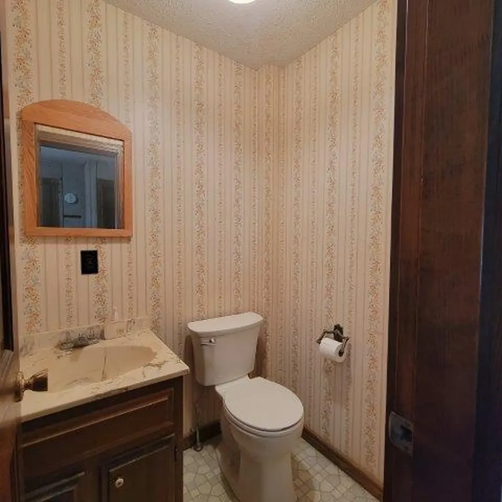 15 Skunk Hill Road Lee ME 04455