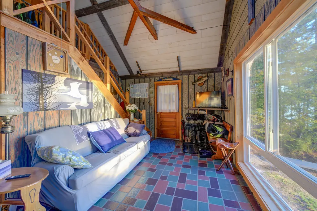 291 Shore Road Denmark ME 04022