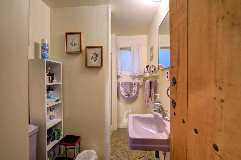 291 Shore Road Denmark ME 04022