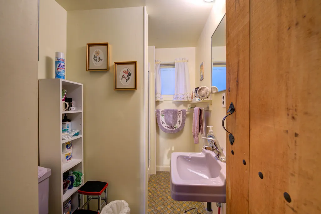 291 Shore Road Denmark ME 04022