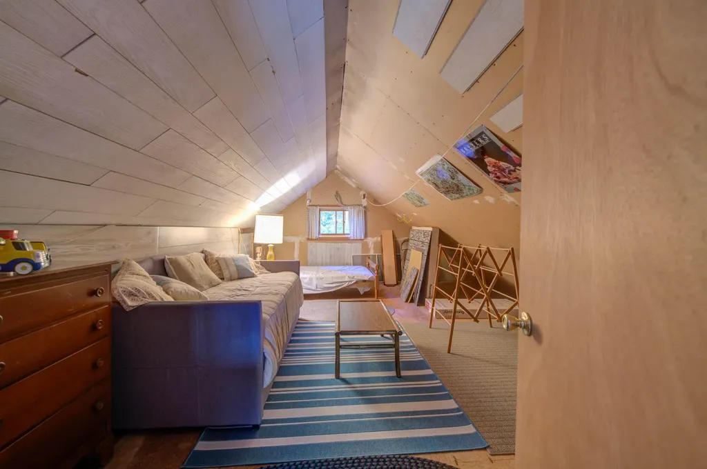 291 Shore Road Denmark ME 04022
