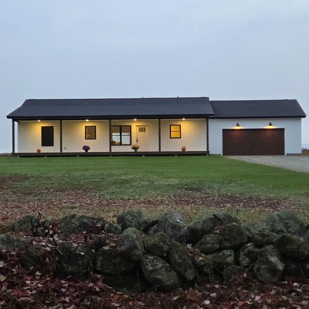 591 North Road Leeds ME 04263