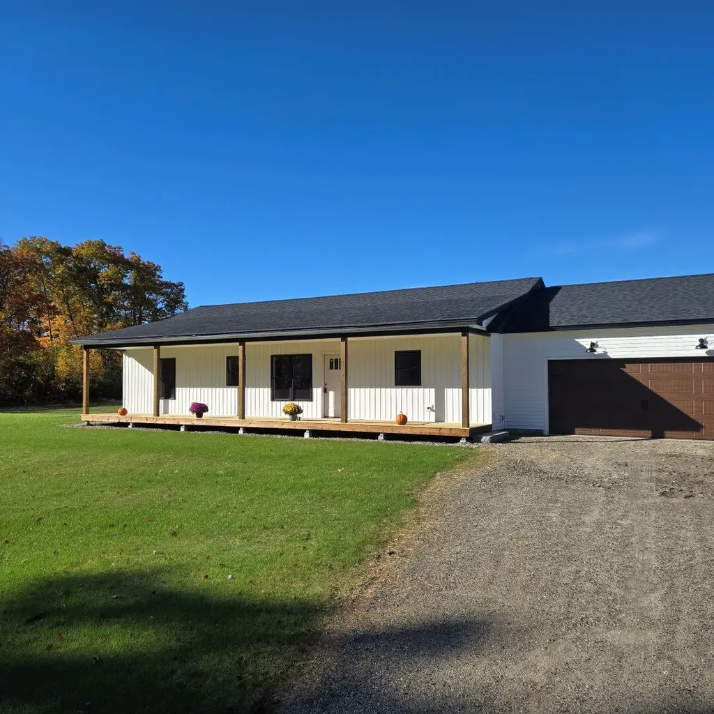 591 North Road Leeds ME 04263
