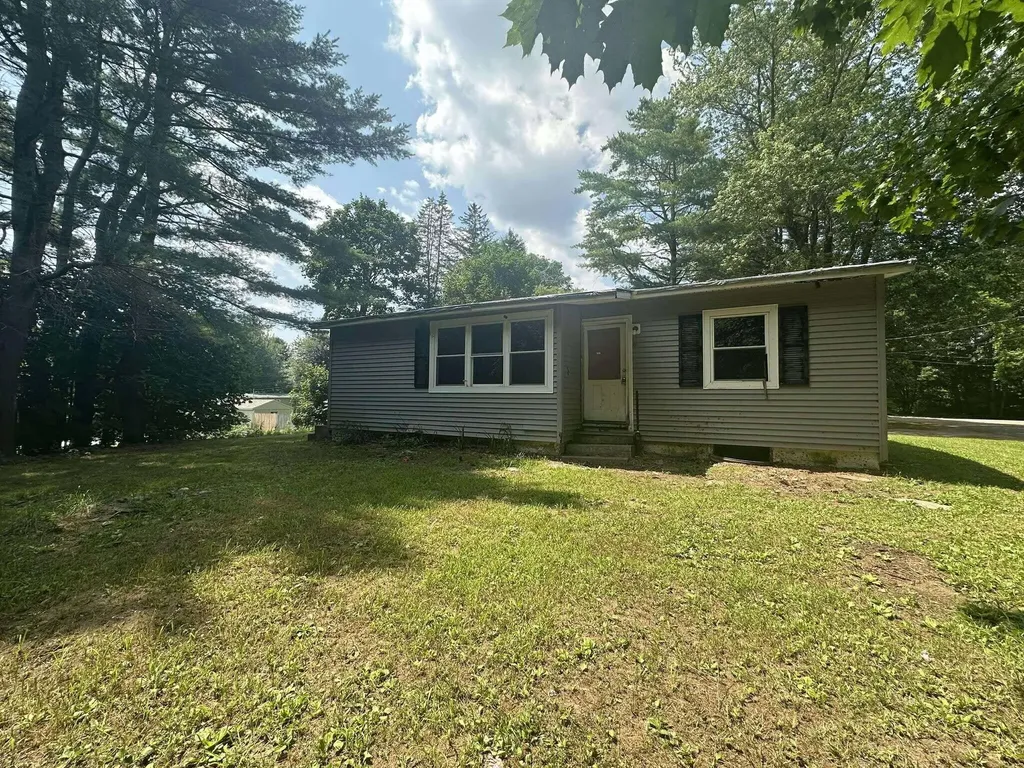 4 Campbell Street Augusta ME 04330