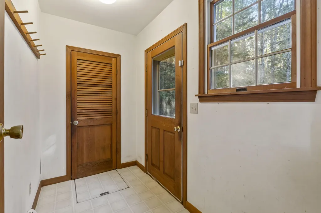 17 Lester Road Westport Island ME 04578