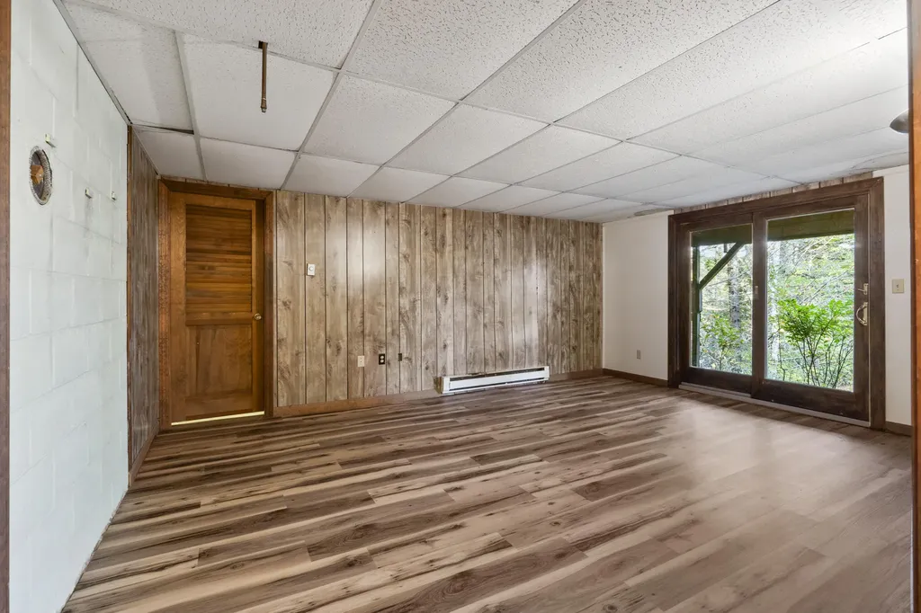 17 Lester Road Westport Island ME 04578