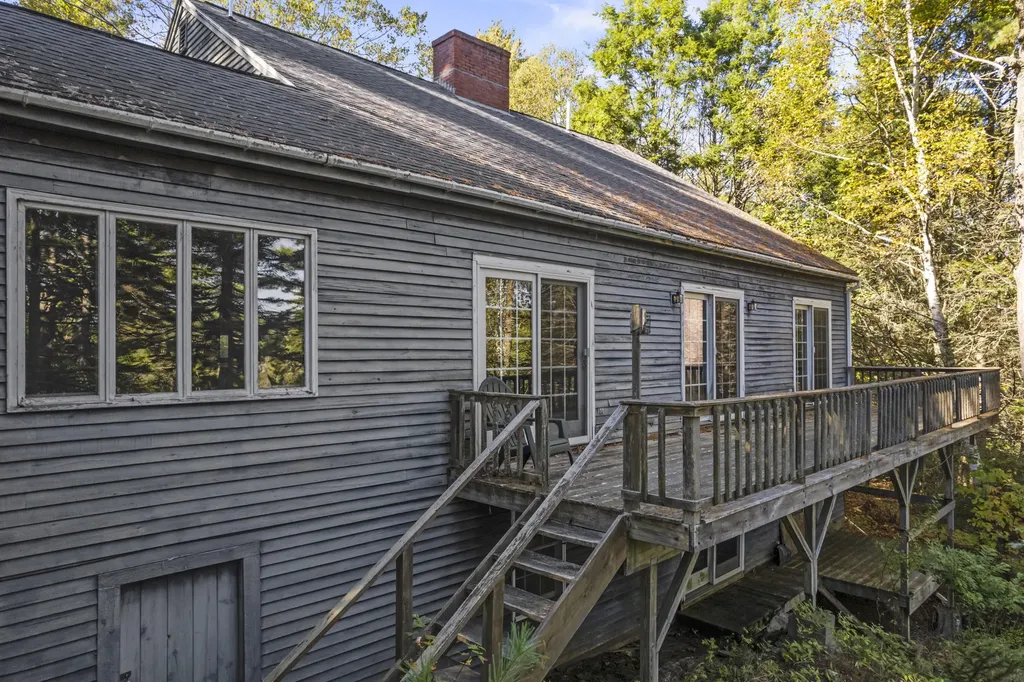 17 Lester Road Westport Island ME 04578