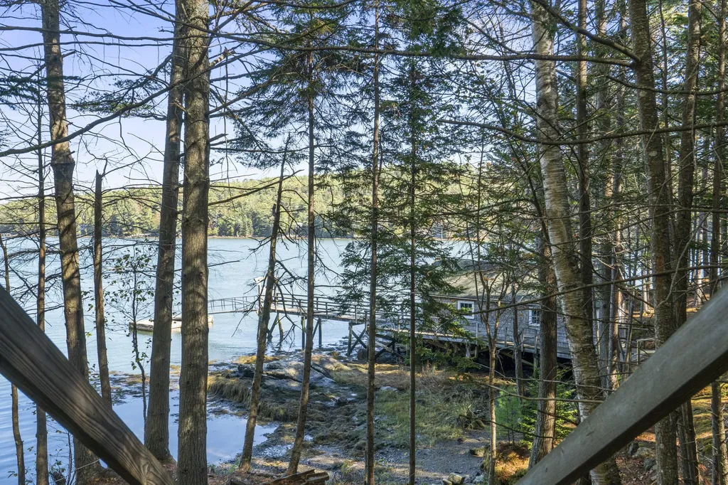 17 Lester Road Westport Island ME 04578