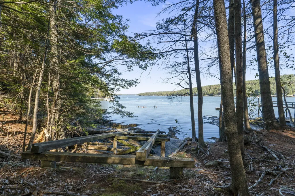 17 Lester Road Westport Island ME 04578