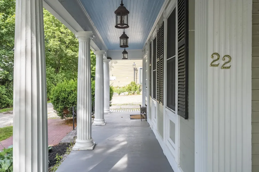 22 Broad Street Bethel ME 04217